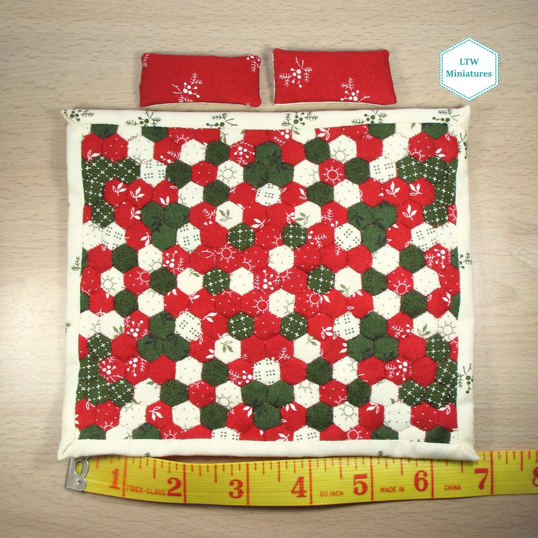 Christmas Snowflake Dollhouse Miniature Quilt and Pillows for 1:12 Double Bed