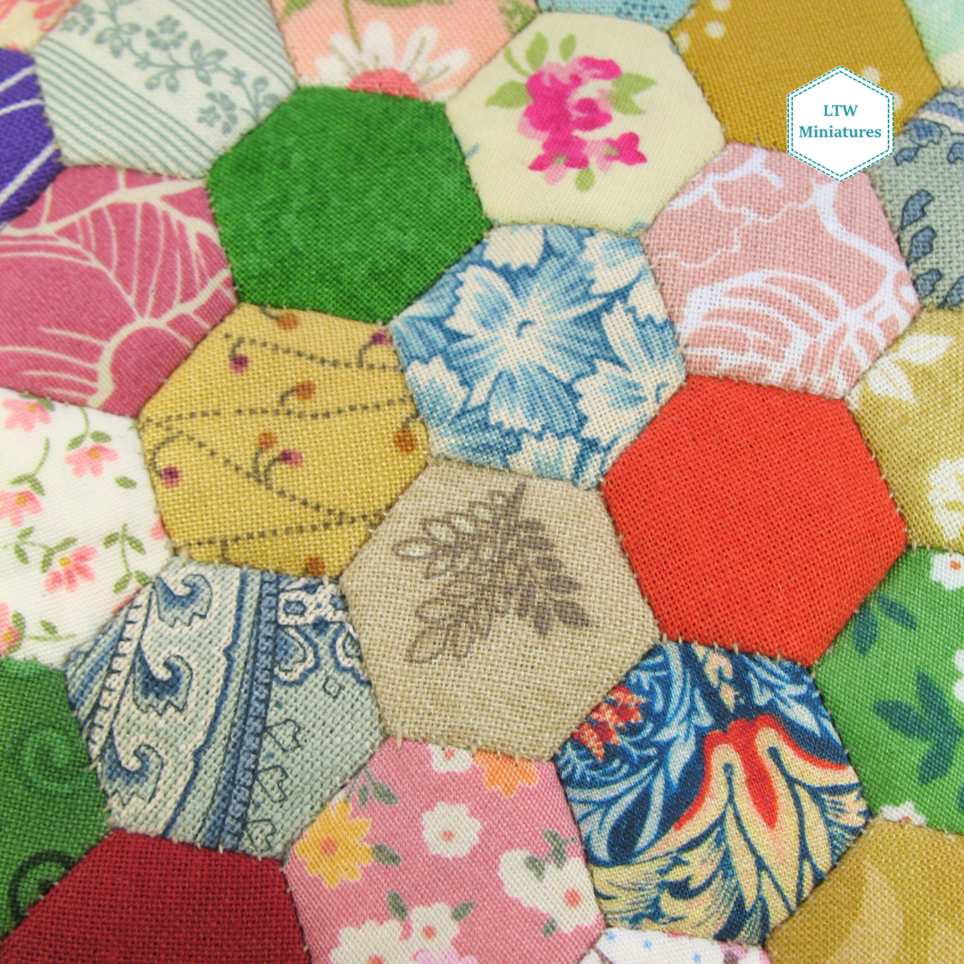 Scrappy Hexies Double Quilt and Pillows for 1:12 Dollhouse