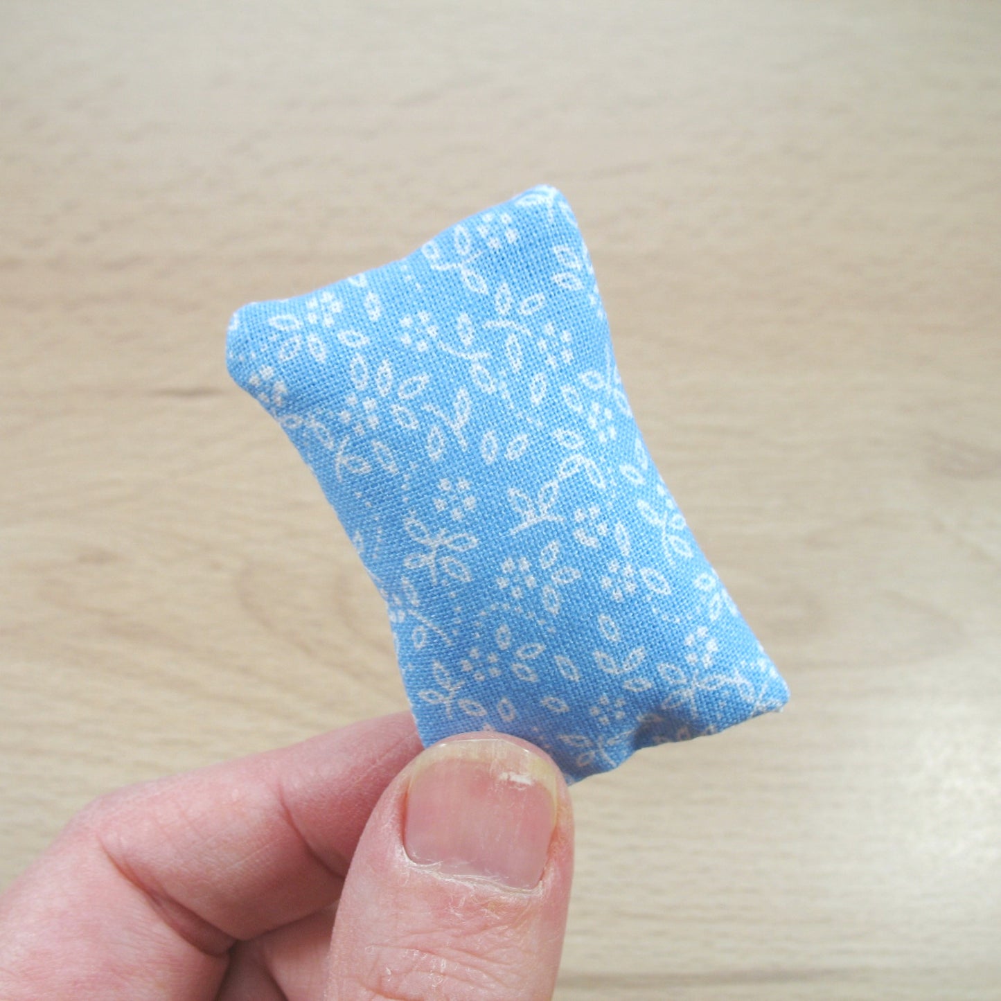 Blue Double Quilt and Pillows for 1:12 Dollhouse