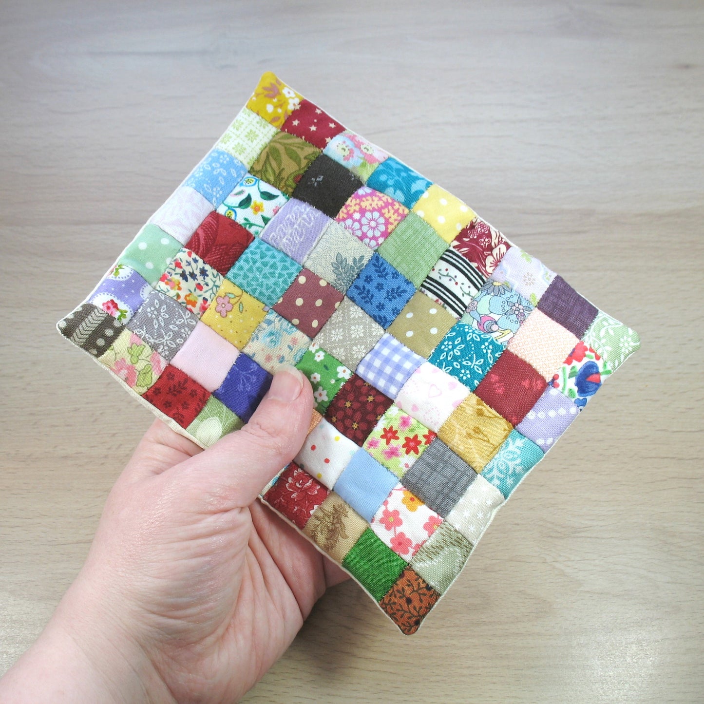 Scrappy Squares 1:12 Quilt Kit