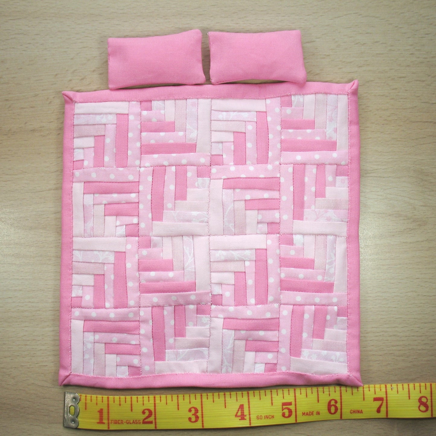 Pink Double Quilt and Pillows for 1:12 Dollhouse