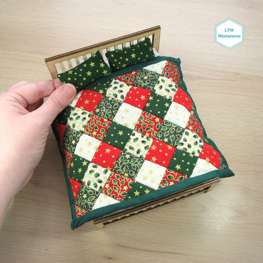 Christmas Diamonds Double Quilt and Pillows for 1:12 Dollhouse
