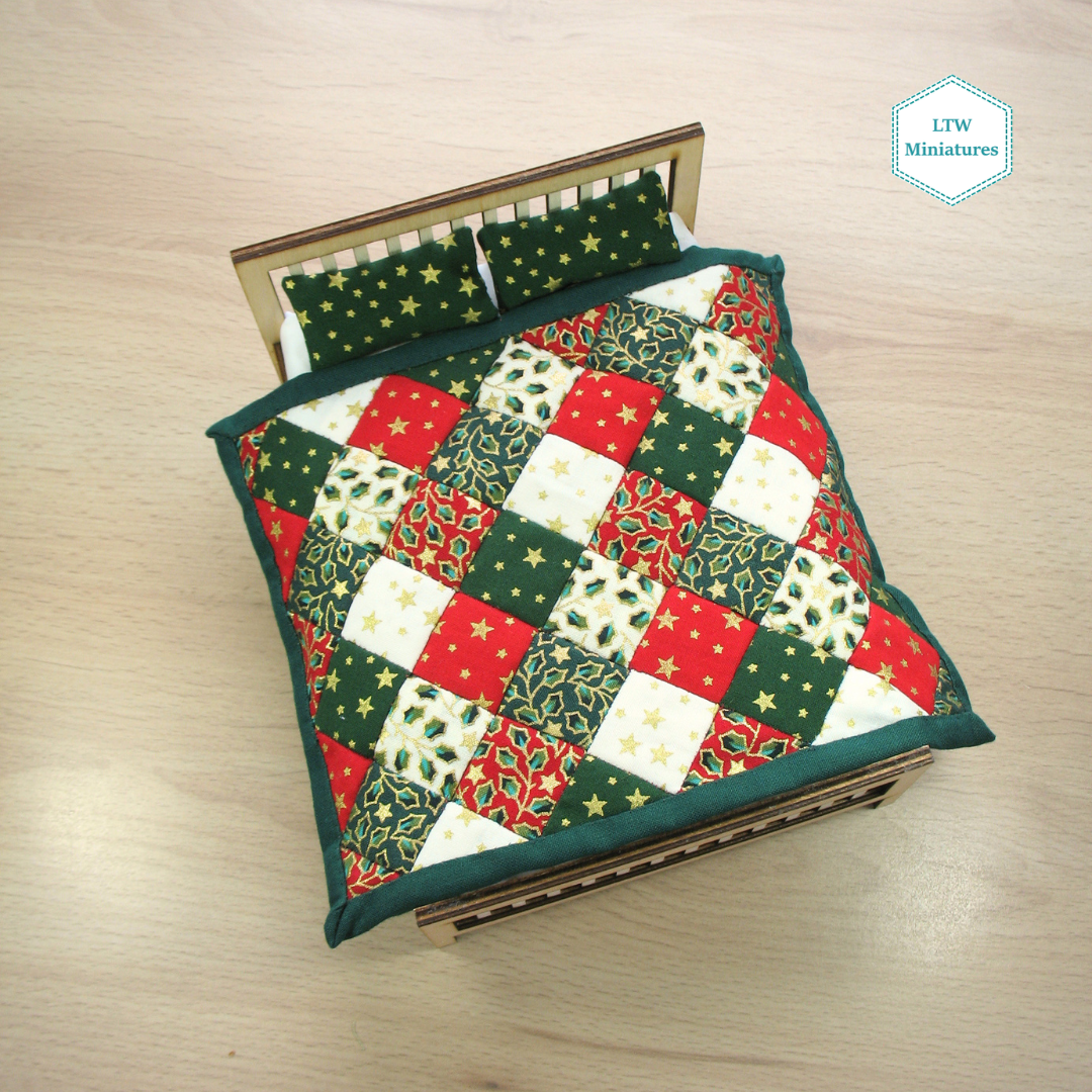 Christmas Diamonds Double Quilt and Pillows for 1:12 Dollhouse