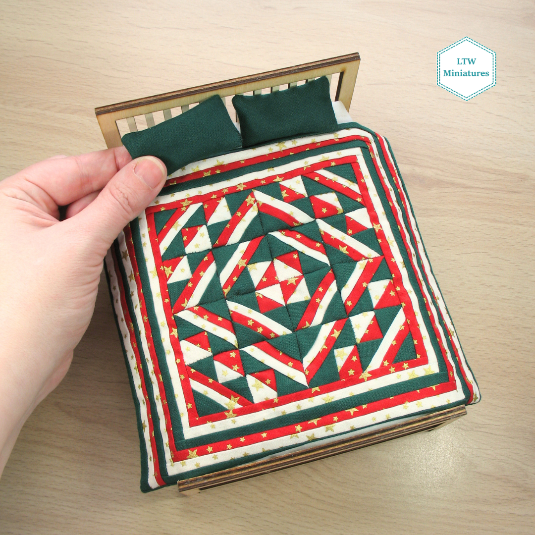 Christmas Triangles Double Quilt and Pillows for 1:12 Dollhouse
