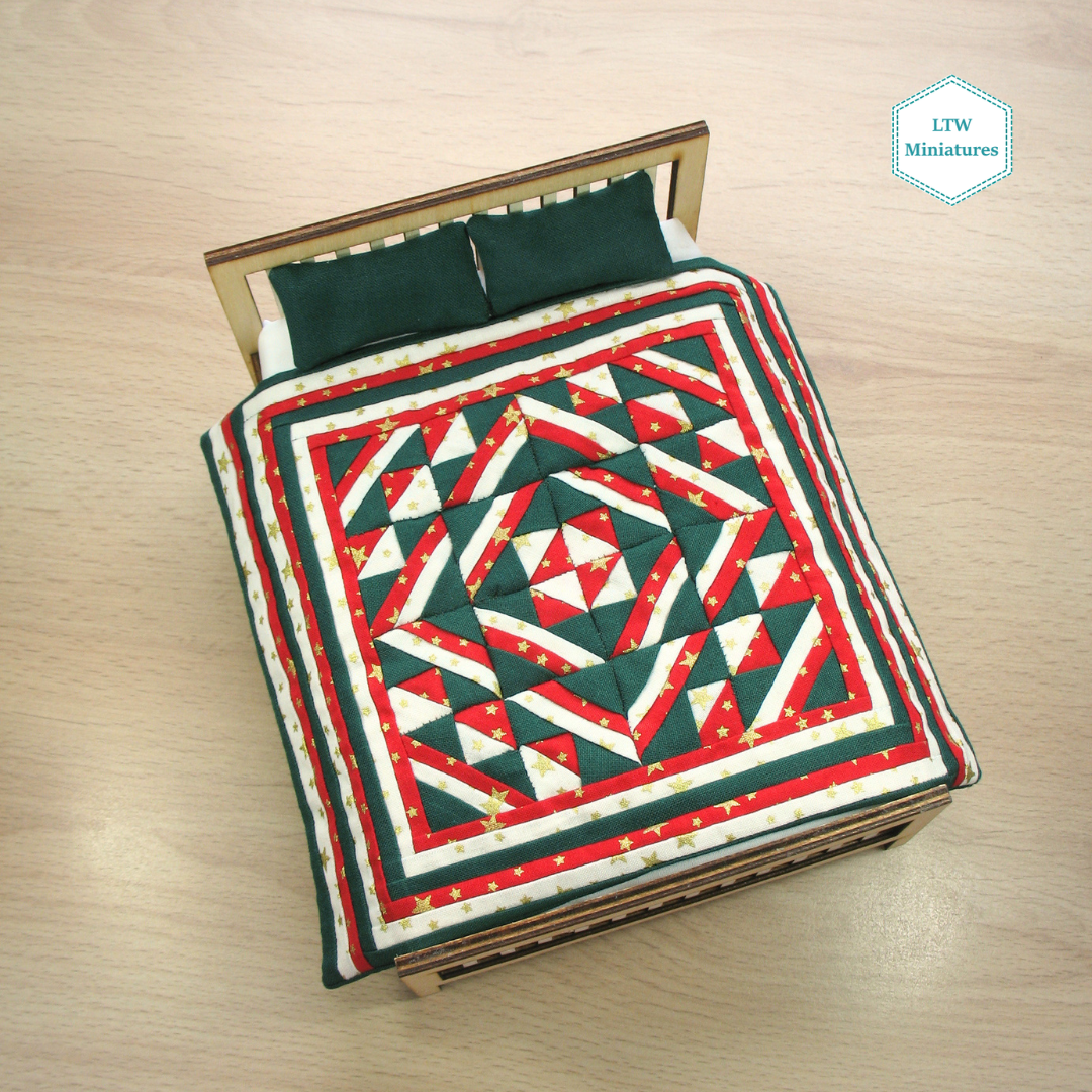 Christmas Triangles Double Quilt and Pillows for 1:12 Dollhouse