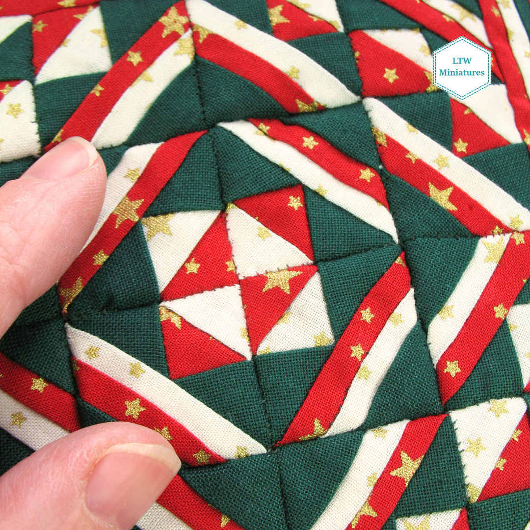 Christmas Triangles Double Quilt and Pillows for 1:12 Dollhouse