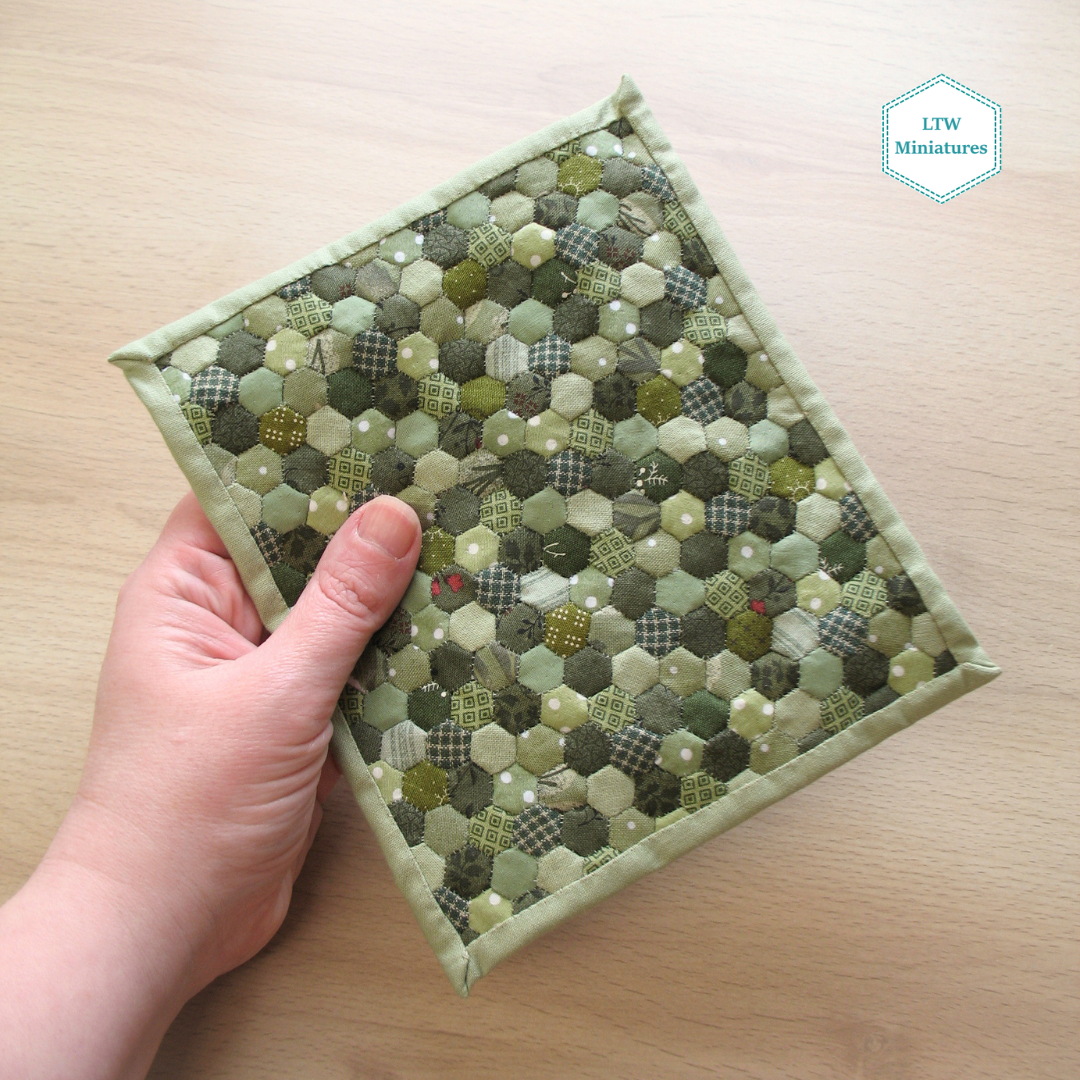 Green Hexies Double Quilt and Pillows for 1:12 Dollhouse