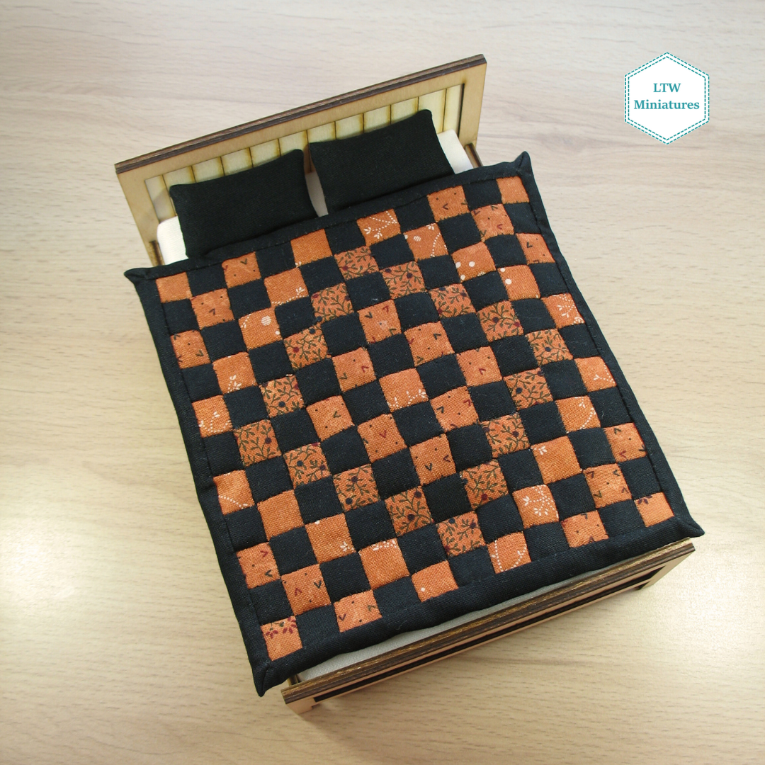 Halloween Checkers Single Quilt and Pillows for 1:12 Dollhouse