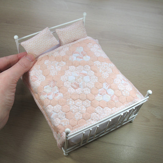 Peachy Hexies Double Quilt and Pillows for 1:12 Dollhouse