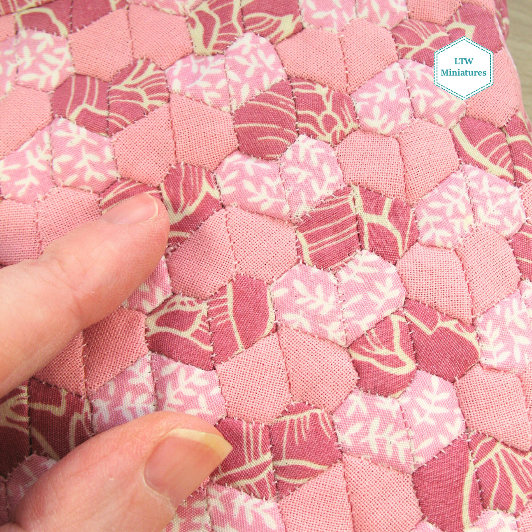 Pink Hearts Single Quilt and Pillows for 1:12 Dollhouse