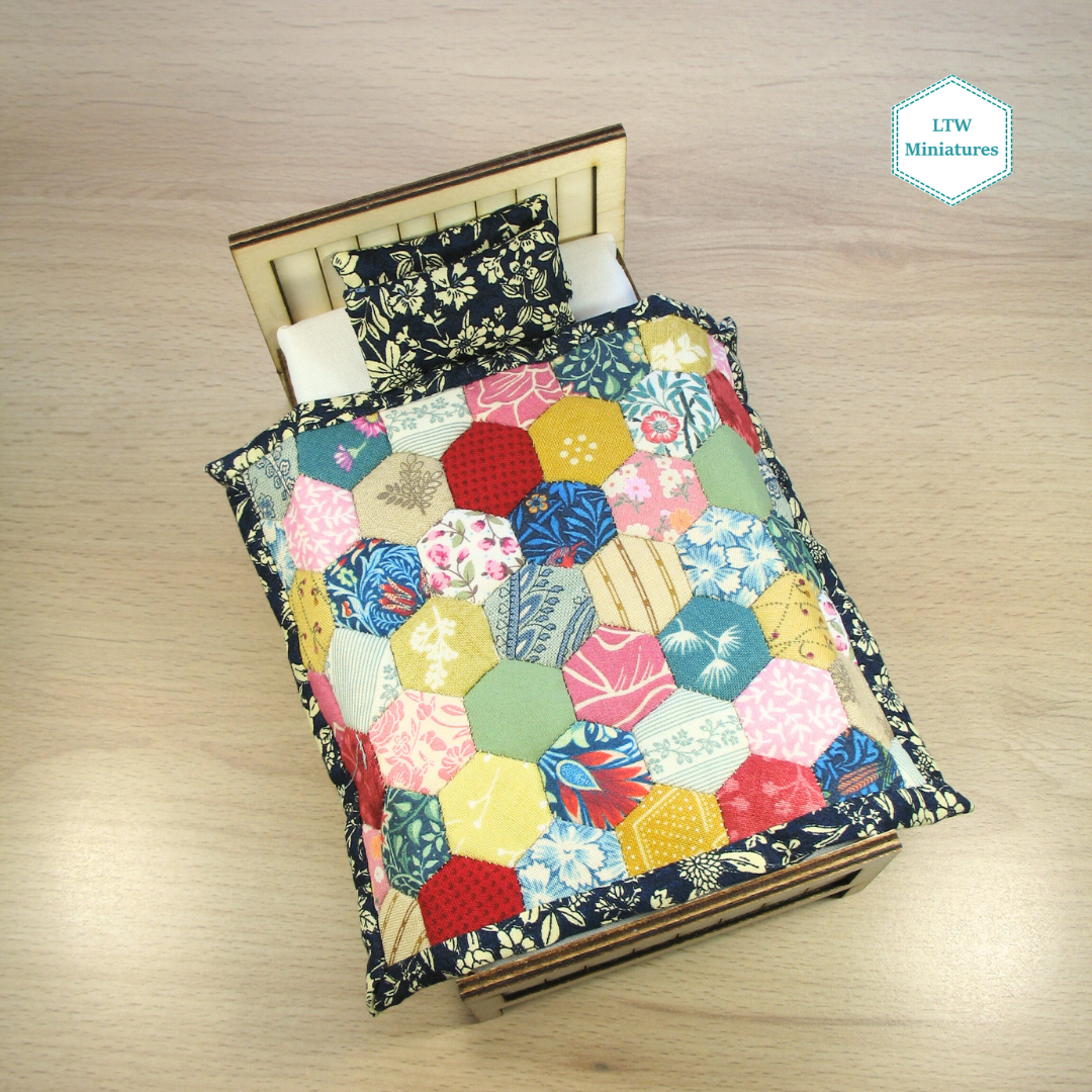 Scrappy Hexies Single Quilt and Pillows for 1:12 Dollhouse