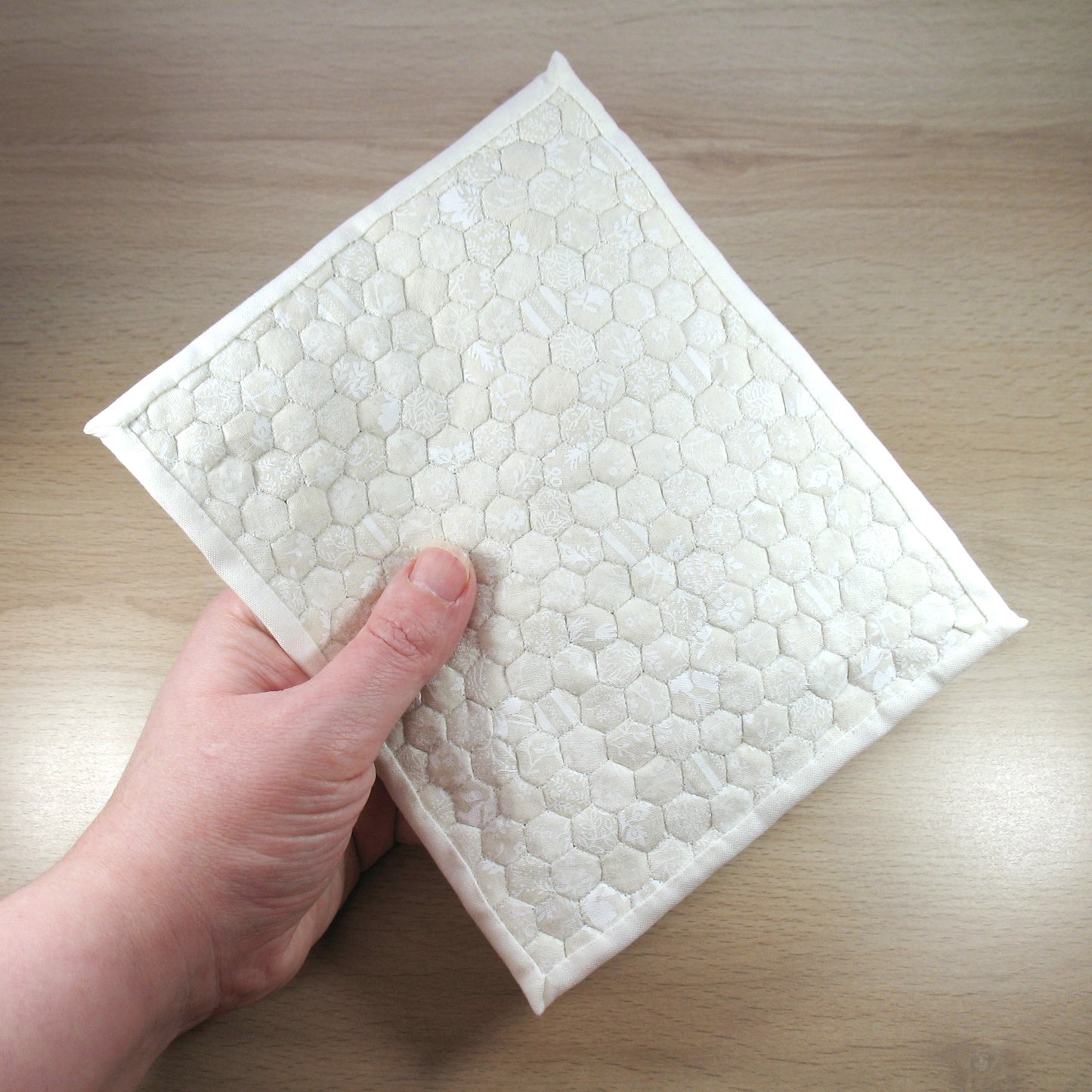 Neutral White Hexies Double Quilt and Pillows for 1:12 Dollhouse